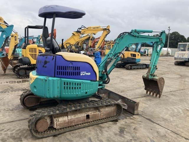 MINI EXCAVATOR — Auction (lot 8461-71)