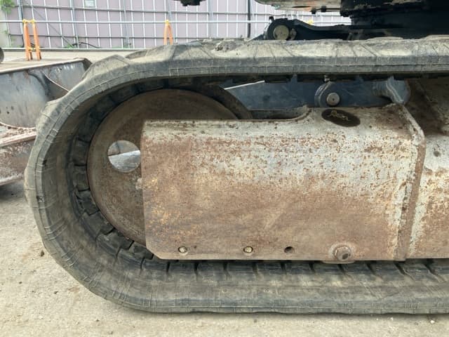 MINI EXCAVATOR — Auction (lot 8461-71)