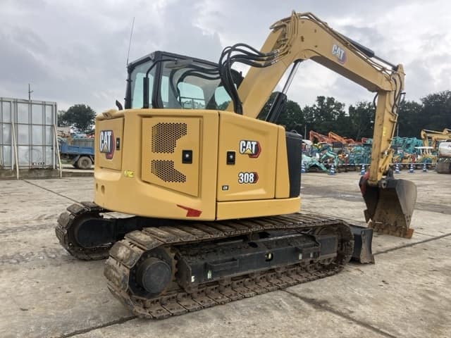 EXCAVATOR — Auction (lot 8461-73)