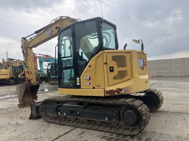 EXCAVATOR — Auction (lot 8461-73)