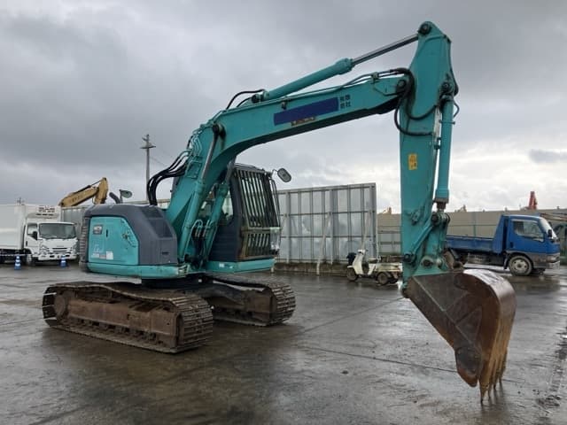 EXCAVATOR — Auction (lot 8461-77)