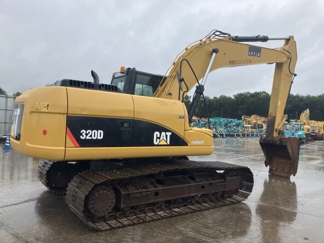 EXCAVATOR — Auction (lot 8461-79)