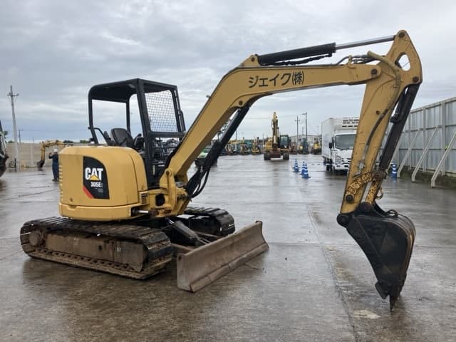 MINI EXCAVATOR — Auction (lot 8461-8)