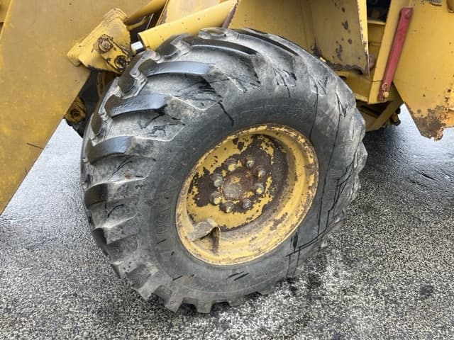 WHEEL LOADER — Auction (lot 8461-84)