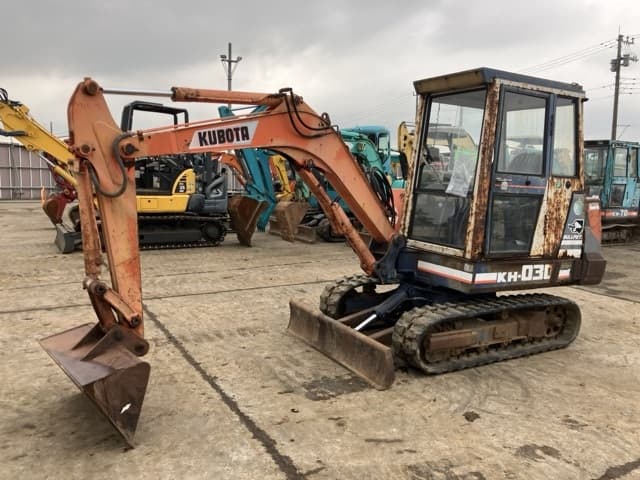 MINI EXCAVATOR — Auction (lot 8461-85)