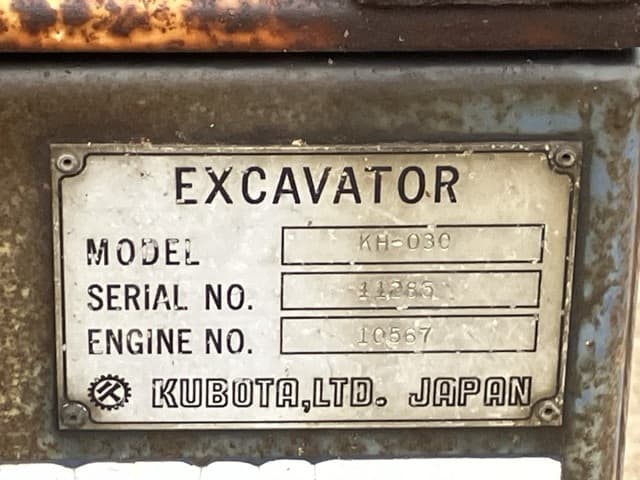 MINI EXCAVATOR — Auction (lot 8461-85)