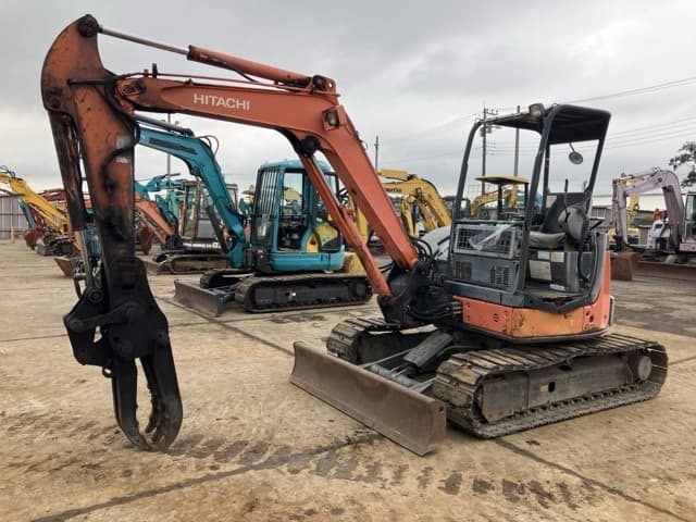 MINI EXCAVATOR — Auction (lot 8461-87)