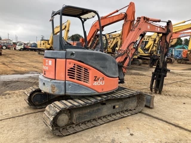 MINI EXCAVATOR — Auction (lot 8461-87)