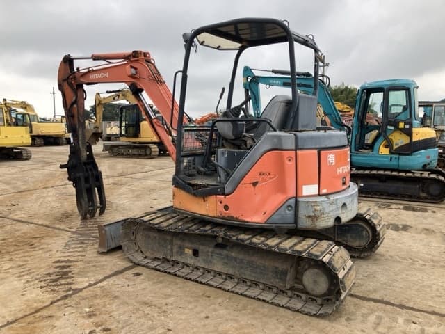 MINI EXCAVATOR — Auction (lot 8461-87)