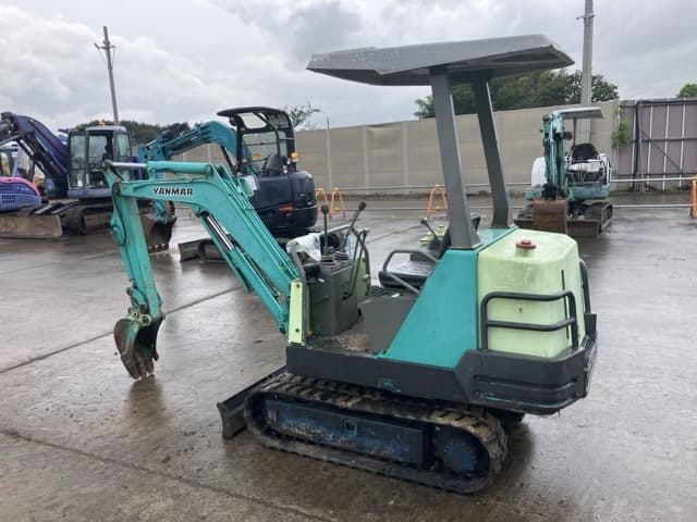 MINI EXCAVATOR — Auction (lot 8461-92)