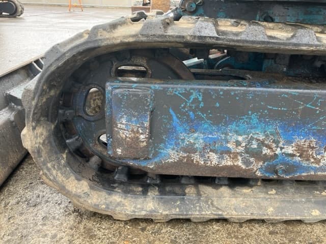 MINI EXCAVATOR — Auction (lot 8461-92)