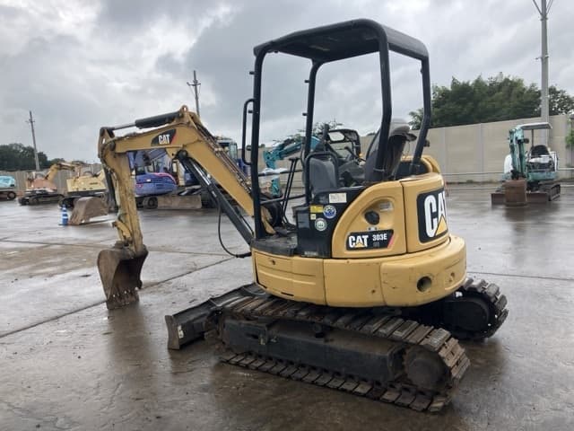 MINI EXCAVATOR — Auction (lot 8461-99)
