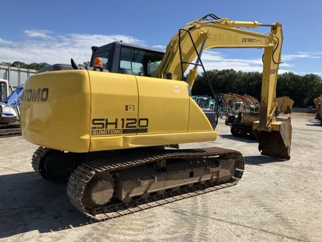 EXCAVATOR — Auction (lot 8462-101)