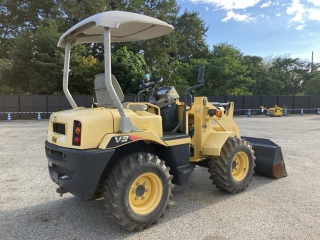 MINI WHEEL LOADER — Auction (lot 8462-112)