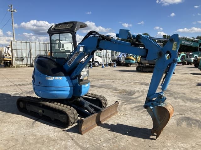 MINI EXCAVATOR — Auction (lot 8462-115)