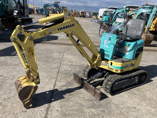 MINI EXCAVATOR — Auction (lot 8462-118)