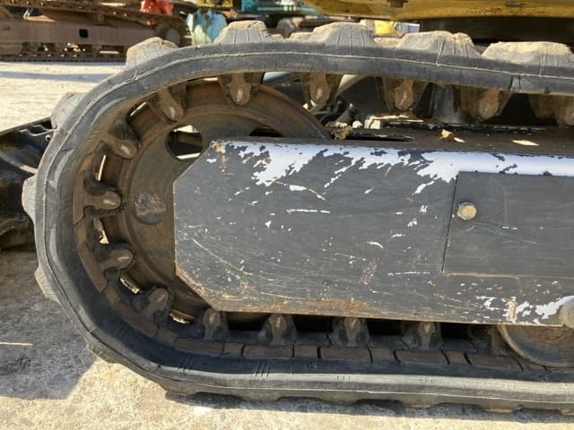 MINI EXCAVATOR — Auction (lot 8462-118)