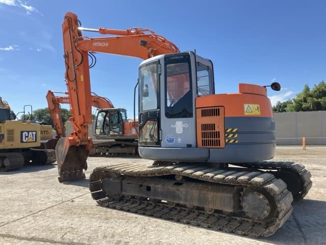 EXCAVATOR — Auction (lot 8462-120)