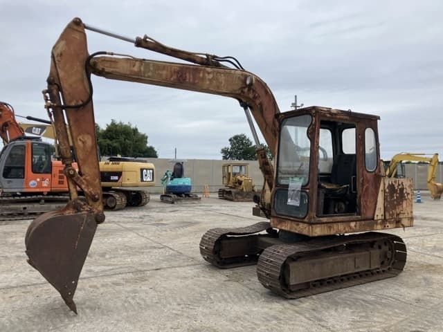 EXCAVATOR — Auction (lot 8462-122)