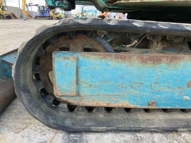 MINI EXCAVATOR — Auction (lot 8462-126)