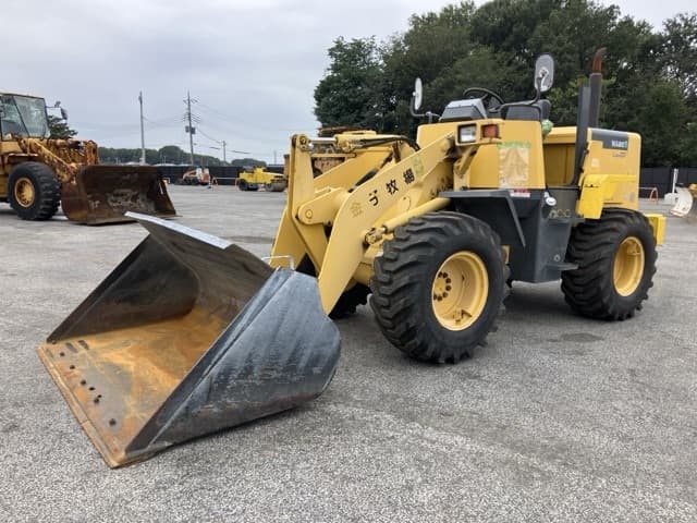 WHEEL LOADER — Auction (lot 8462-127)