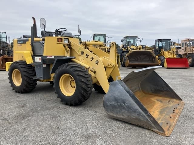 WHEEL LOADER — Auction (lot 8462-127)