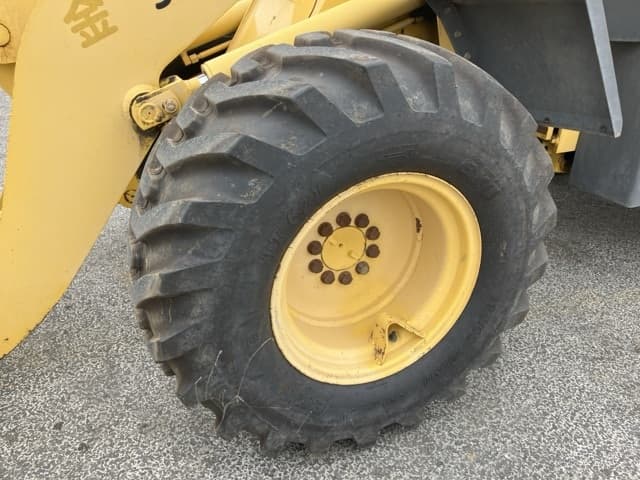 WHEEL LOADER — Auction (lot 8462-127)