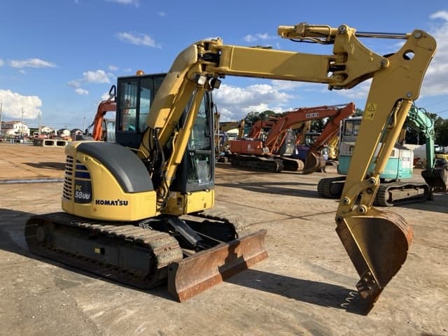 MINI EXCAVATOR — Auction (lot 8462-128)