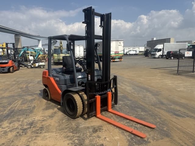 Forklift — Auction (lot 8462-14003)