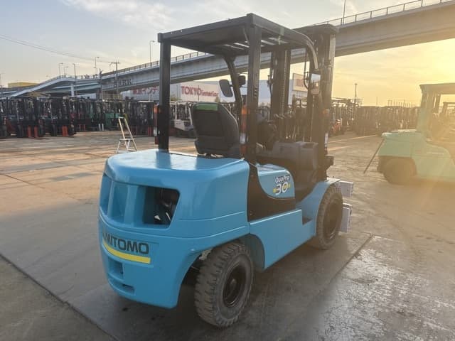 Forklift — Auction (lot 8462-14027)
