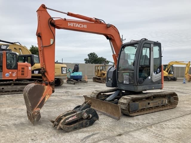 EXCAVATOR — Auction (lot 8462-141)