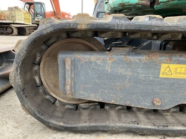 MINI EXCAVATOR — Auction (lot 8462-143)