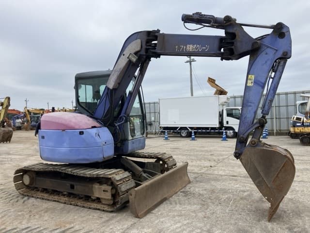 EXCAVATOR — Auction (lot 8462-147)