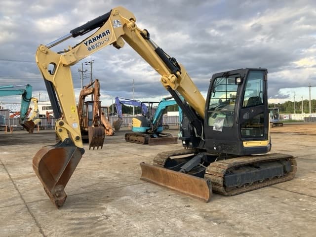 EXCAVATOR — Auction (lot 8462-150)
