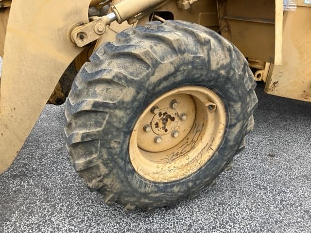 MINI WHEEL LOADER — Auction (lot 8462-153)