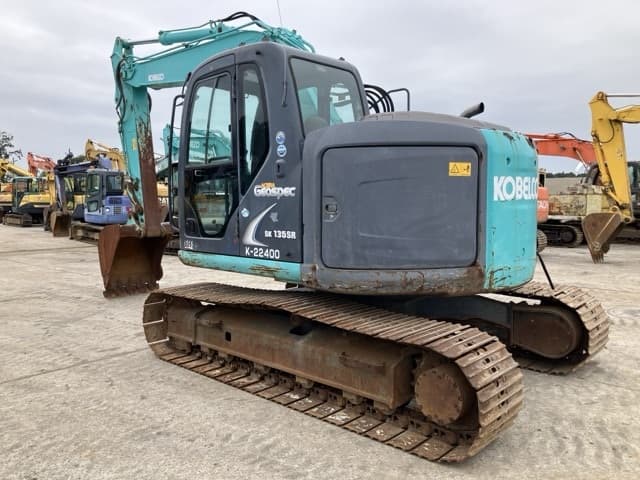 EXCAVATOR — Auction (lot 8462-166)