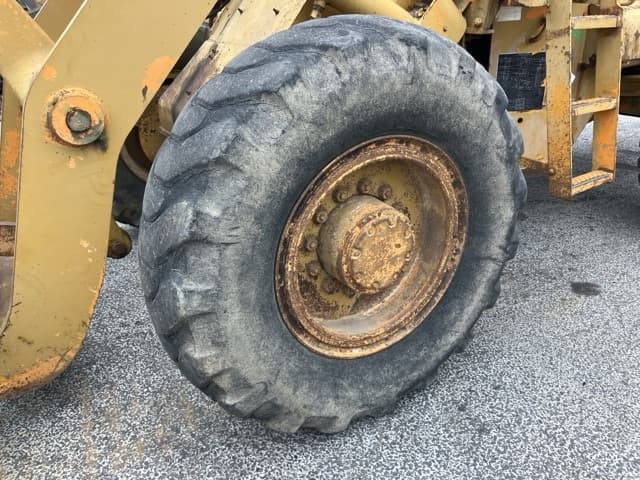 WHEEL LOADER — Auction (lot 8462-169)