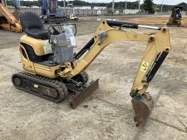 MINI EXCAVATOR — Auction (lot 8462-170)