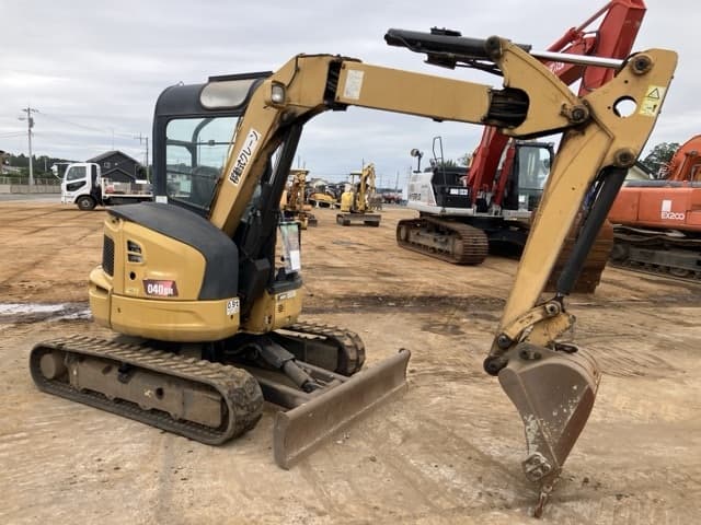 MINI EXCAVATOR — Auction (lot 8462-171)
