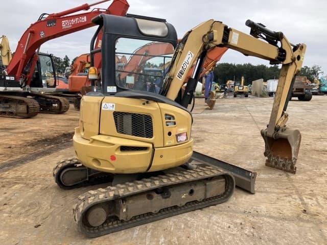 MINI EXCAVATOR — Auction (lot 8462-171)