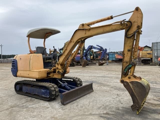 MINI EXCAVATOR — Auction (lot 8462-176)