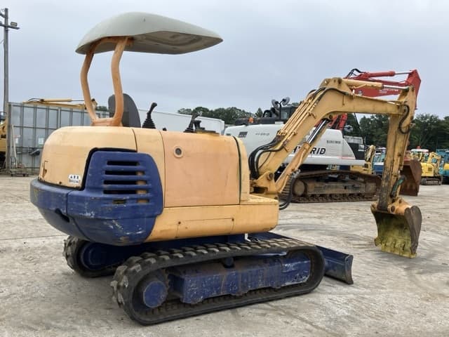 MINI EXCAVATOR — Auction (lot 8462-176)