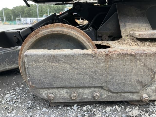 MINI EXCAVATOR — Auction (lot 8462-1825)