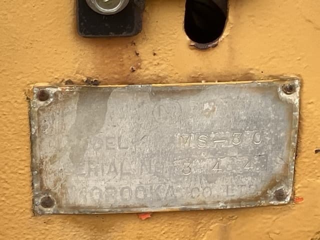 Bulldozer — Auction (lot 8462-1829)