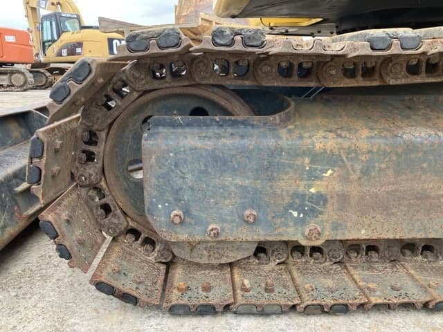 EXCAVATOR — Auction (lot 8462-186)