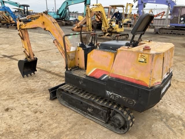 MINI EXCAVATOR — Auction (lot 8462-192)