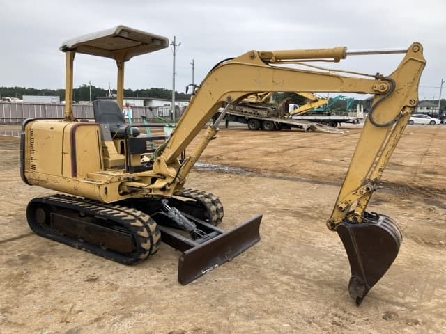 MINI EXCAVATOR — Auction (lot 8462-200)