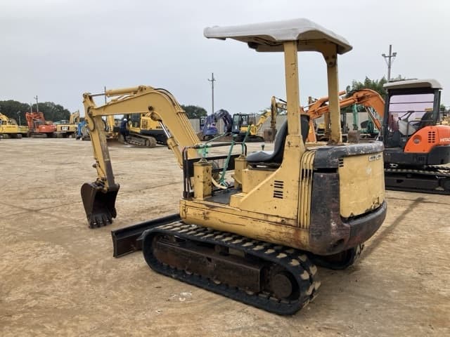MINI EXCAVATOR — Auction (lot 8462-200)