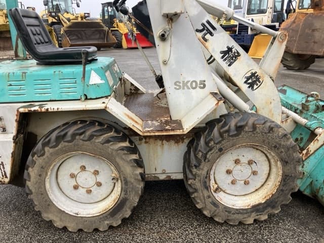 SKID STEER LOADER — Auction (lot 8462-202)