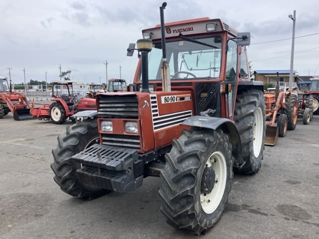 Tractor — Auction (lot 8462-2052)